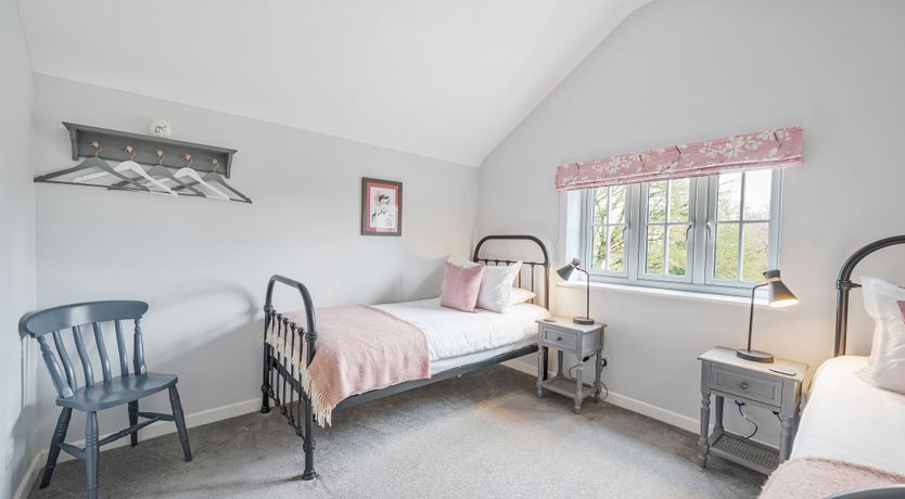 Photo of Fox Earth Cottage