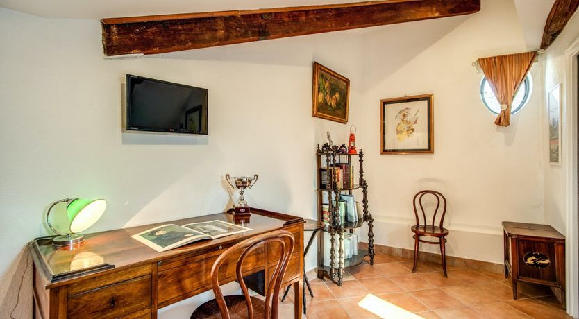 Photo of Princely Manners