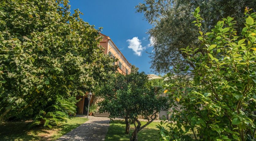 Photo of Princely Manners