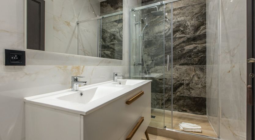 Photo of Riviera Royalty