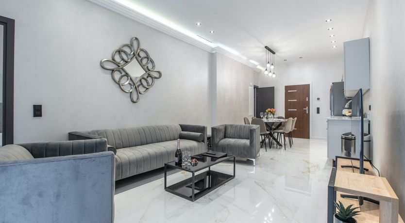 Photo of Riviera Royalty