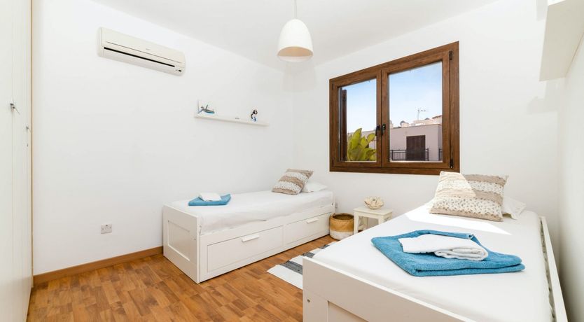 Photo of Serendipitous Waves