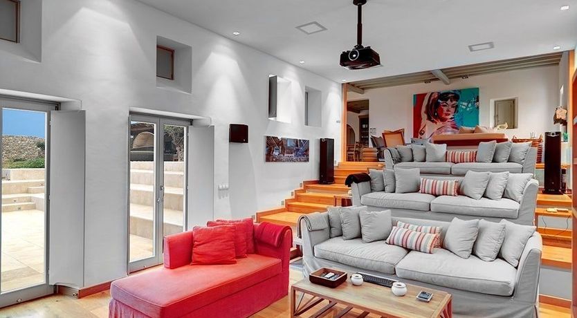 Photo of When That Helicopter Comes