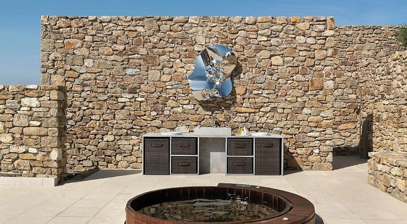 Photo of When That Helicopter Comes