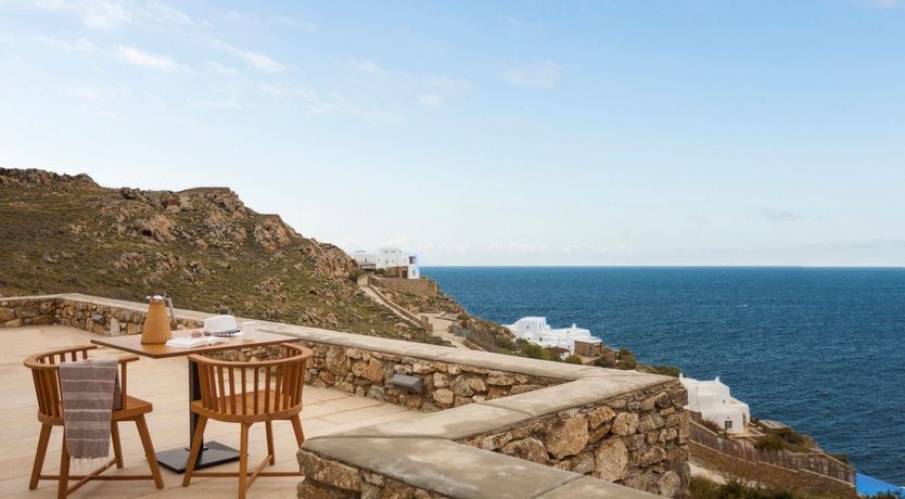 Photo of When That Helicopter Comes