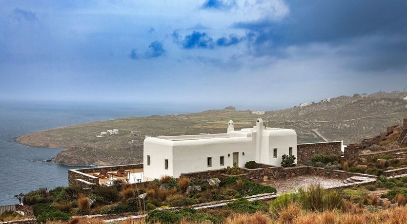 Photo of When That Helicopter Comes