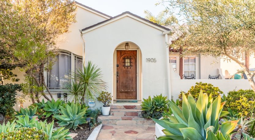 Photo of Earth & Sage