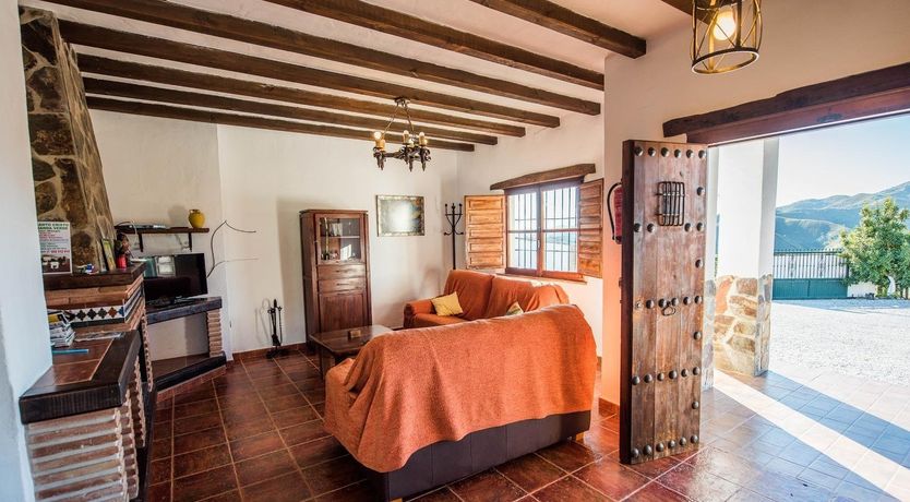 Photo of Almond Eyes