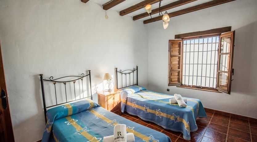 Photo of Almond Eyes