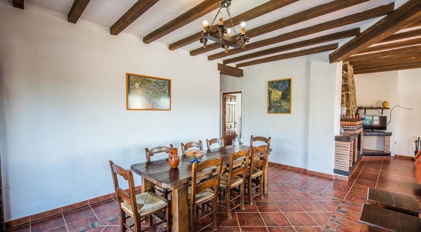 Photo of Almond Eyes