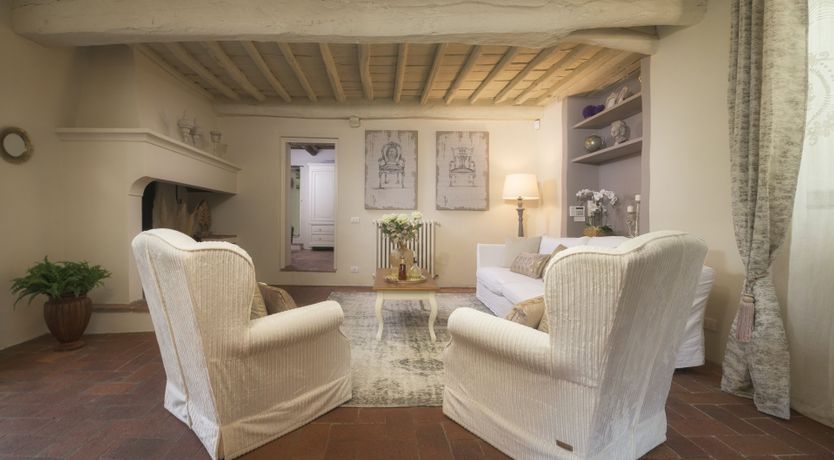 Photo of Chestnut Charm