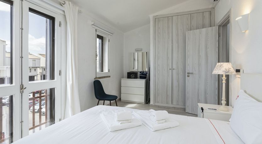 Photo of Algarvean Jewel