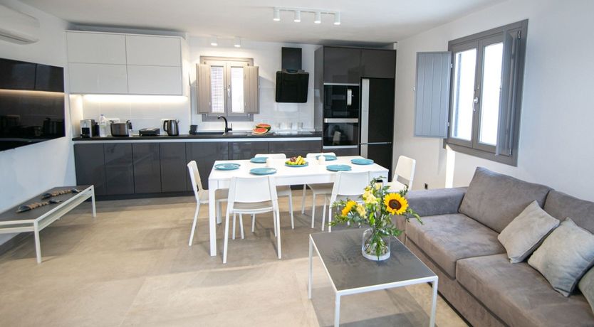 Photo of Jacuzzi Life