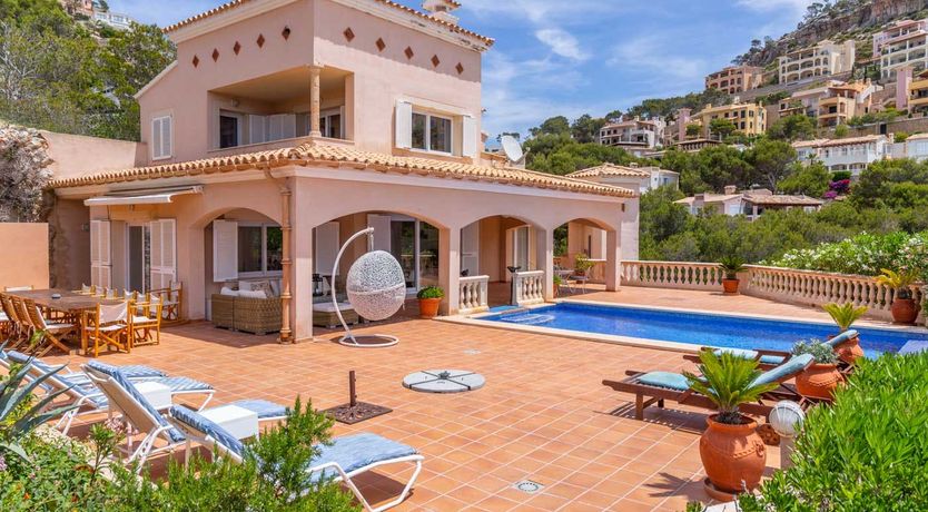 Photo of Sun On The Tiles