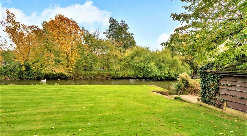 Photo of The Riverside Garden