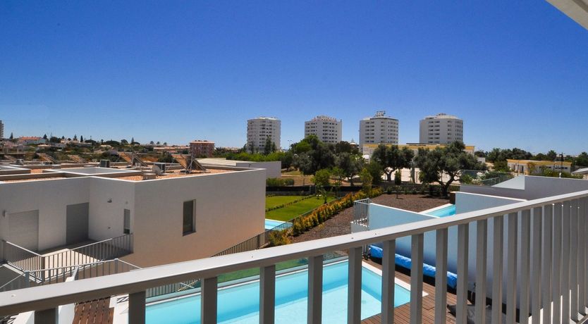 Photo of Modernist Marvel