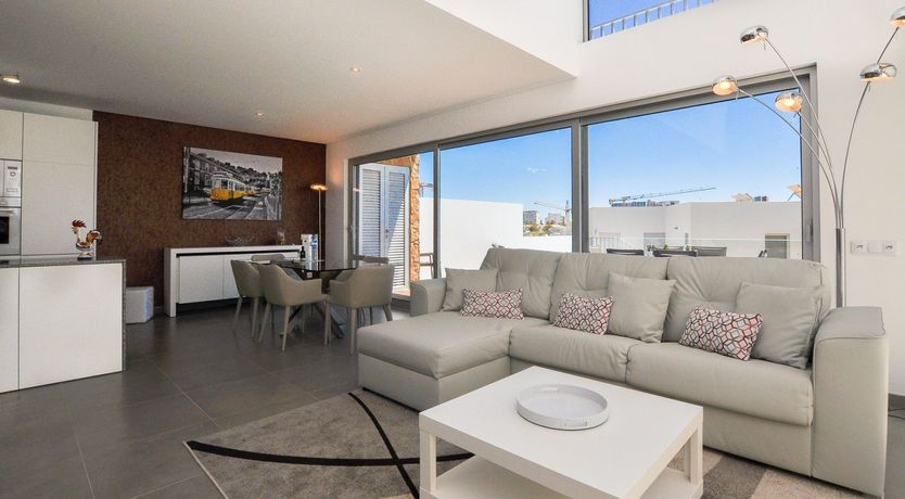 Photo of Modernist Marvel