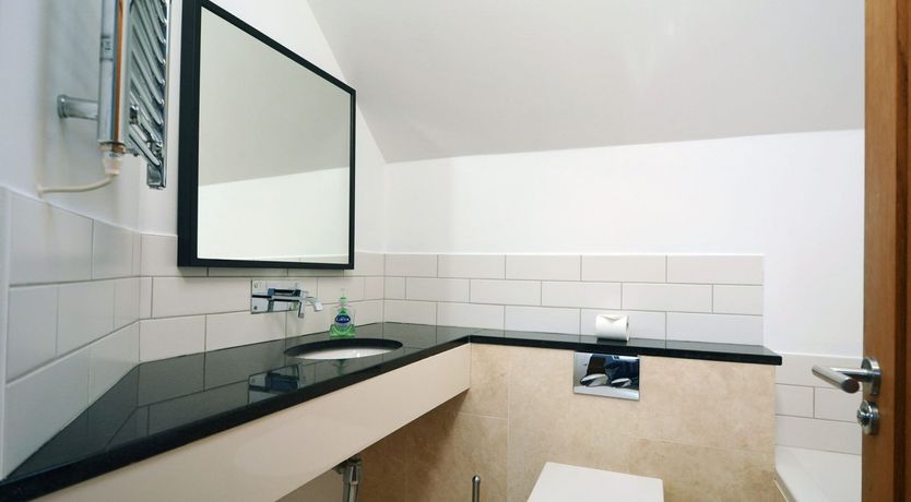 Photo of Lake Mirrors