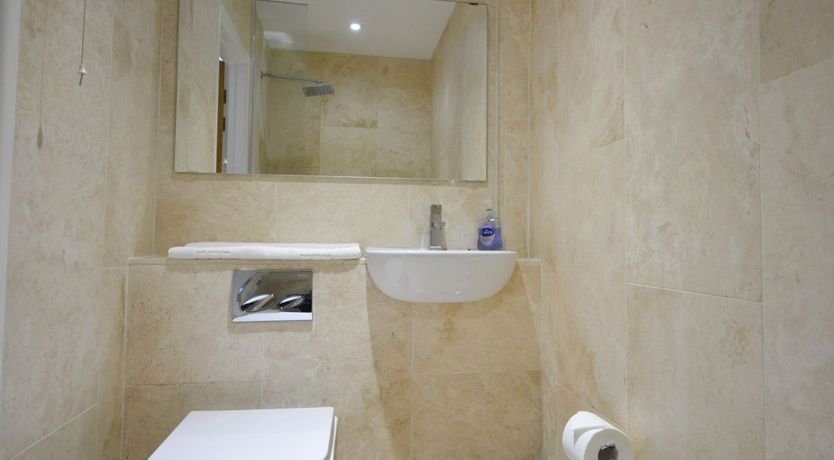 Photo of Lake Mirrors