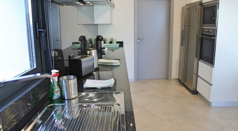 Photo of Between the Mountains & the Sea