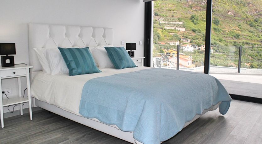 Photo of Between the Mountains & the Sea