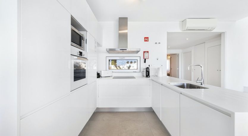 Photo of Opalescence of Albufeira