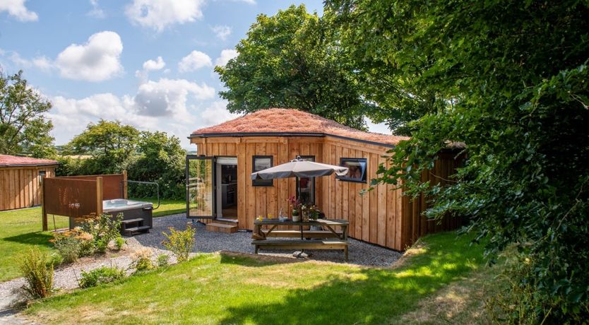 Photo of Rustic in the Round