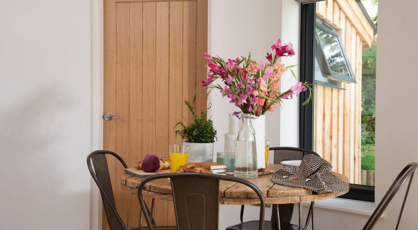 Photo of Rustic in the Round