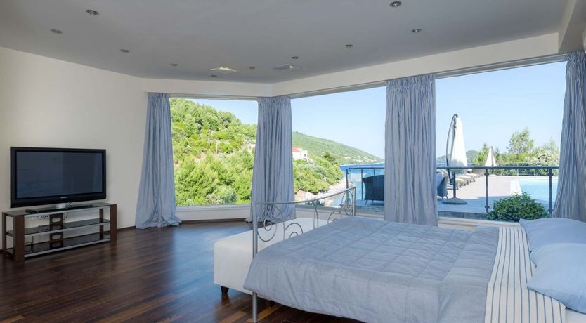 Photo of Edge of the Water Escape