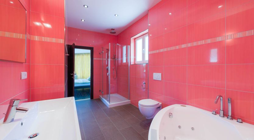 Photo of Edge of the Water Escape