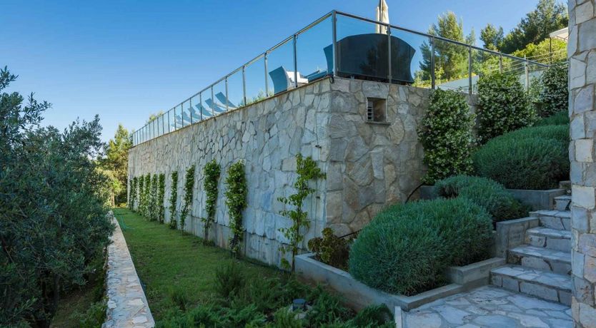 Photo of Edge of the Water Escape