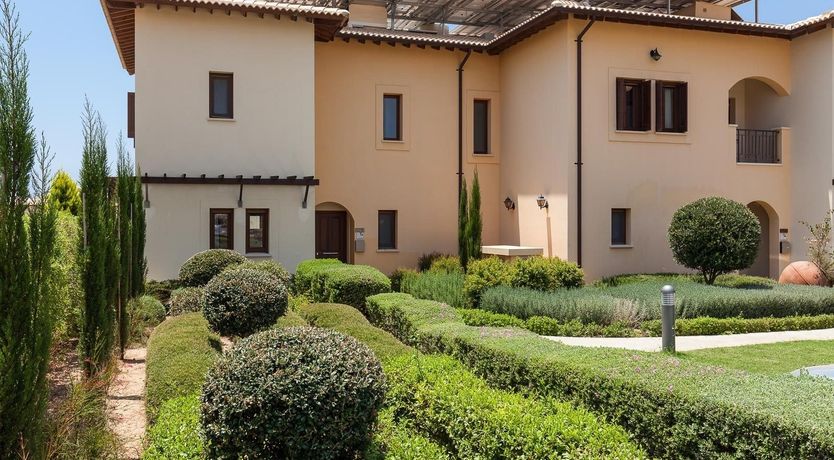 Photo of Honeyed Seafoam