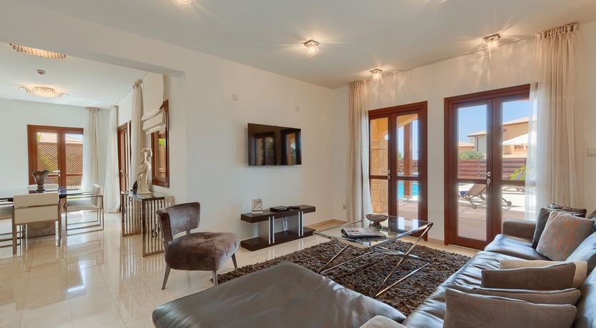 Photo of Honeyed Seafoam