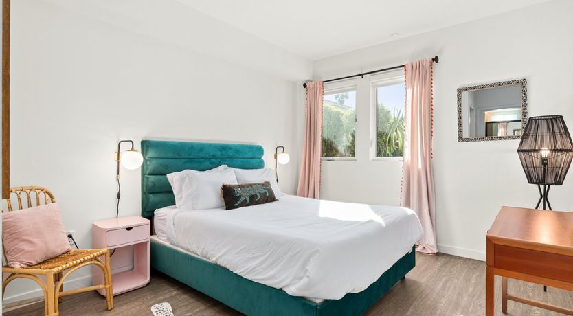 Photo of Wilshire Wildling