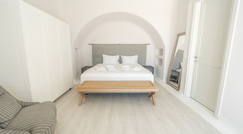 Photo of Ultramarine Outlook