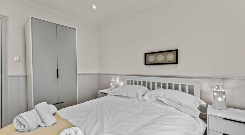 Photo of She Sells Sea Shells On The Seashore