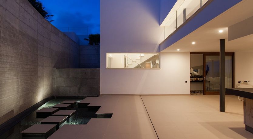 Photo of Sunkissed & Sparkling