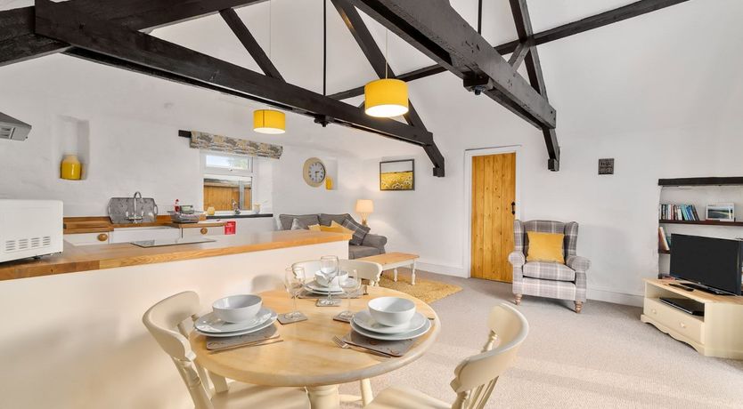 Photo of Sunflowers & Posies