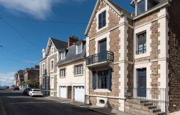 Musings in Saint-Malo Villa