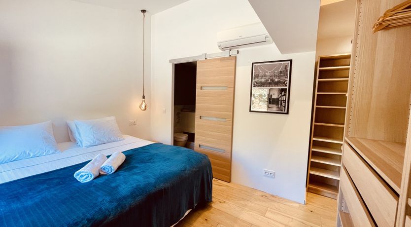 Photo of Sainte Sunshine