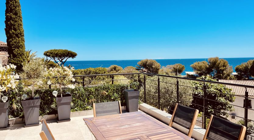 Photo of Sainte Sunshine