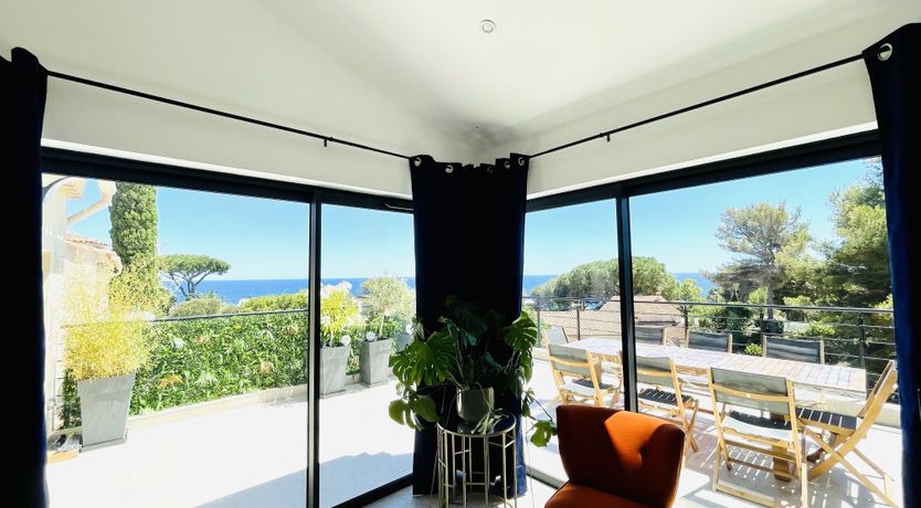 Photo of Sainte Sunshine