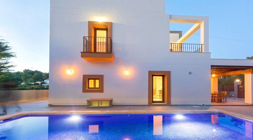 Photo of The Sun Glows Amber