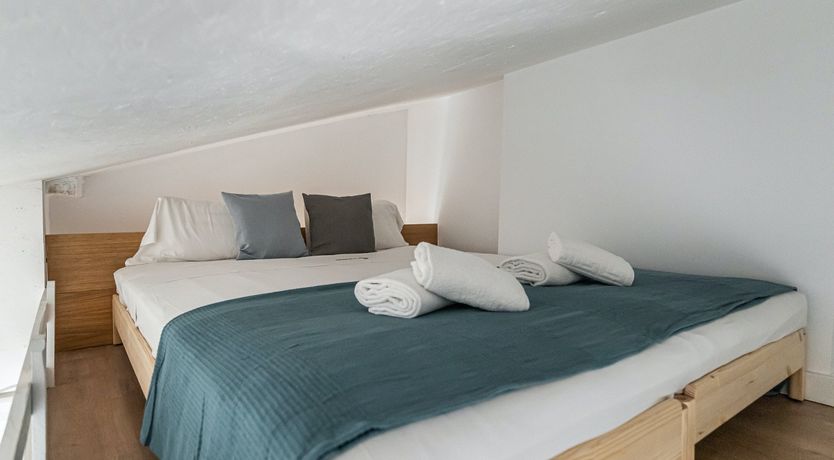 Photo of Straight to the Top