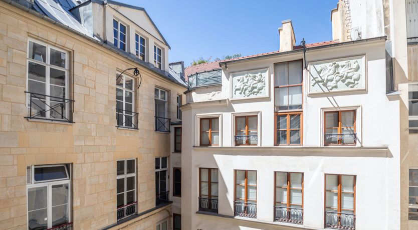 Photo of Toujours Paris