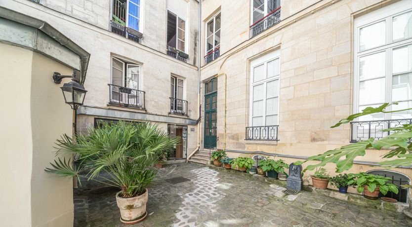 Photo of Toujours Paris