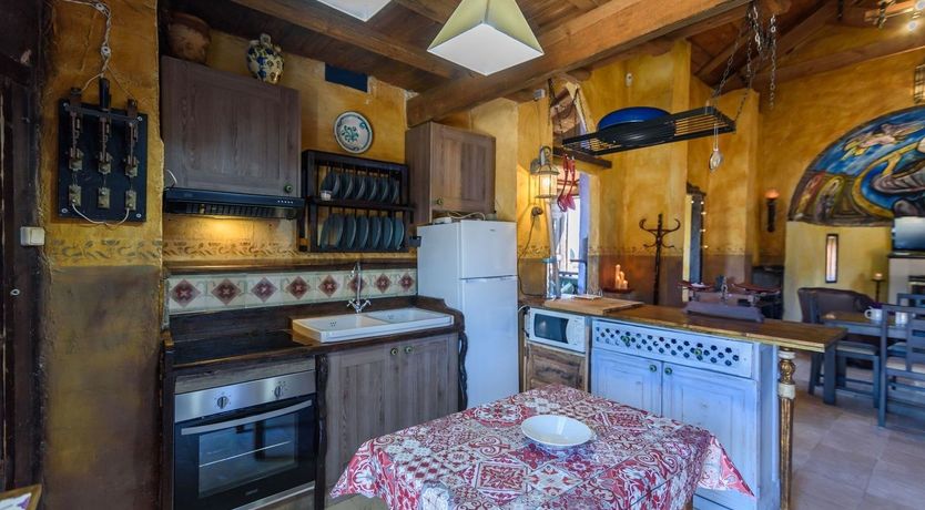 Photo of In Seventh Heaven