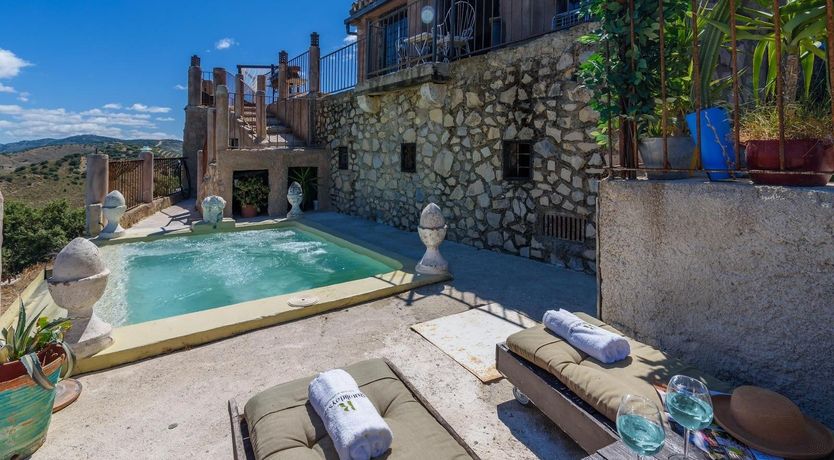 Photo of In Seventh Heaven