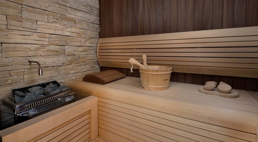 Photo of Supermodel Strut