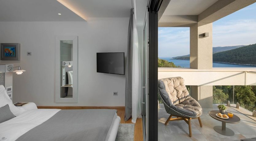 Photo of Supermodel Strut